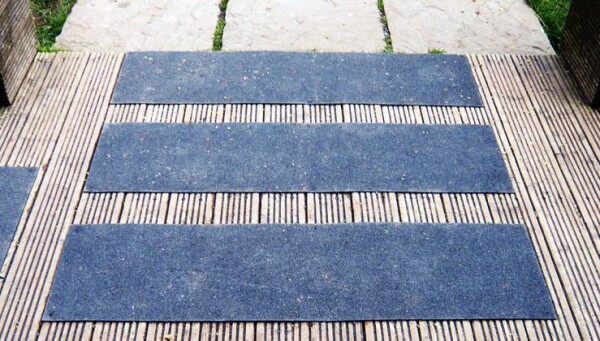 LightWeight Anti Slip Panels and Decking Strips LightWeight Anti Slip Panels and Decking Strips